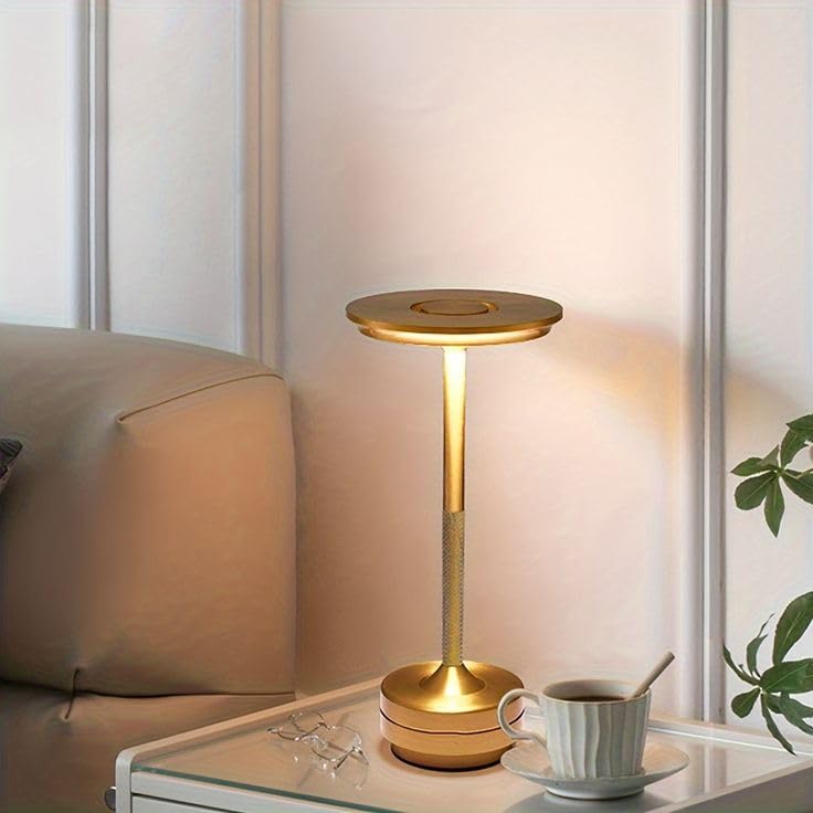 Metal Aureola Cordless LED Table Lamp (Gold)