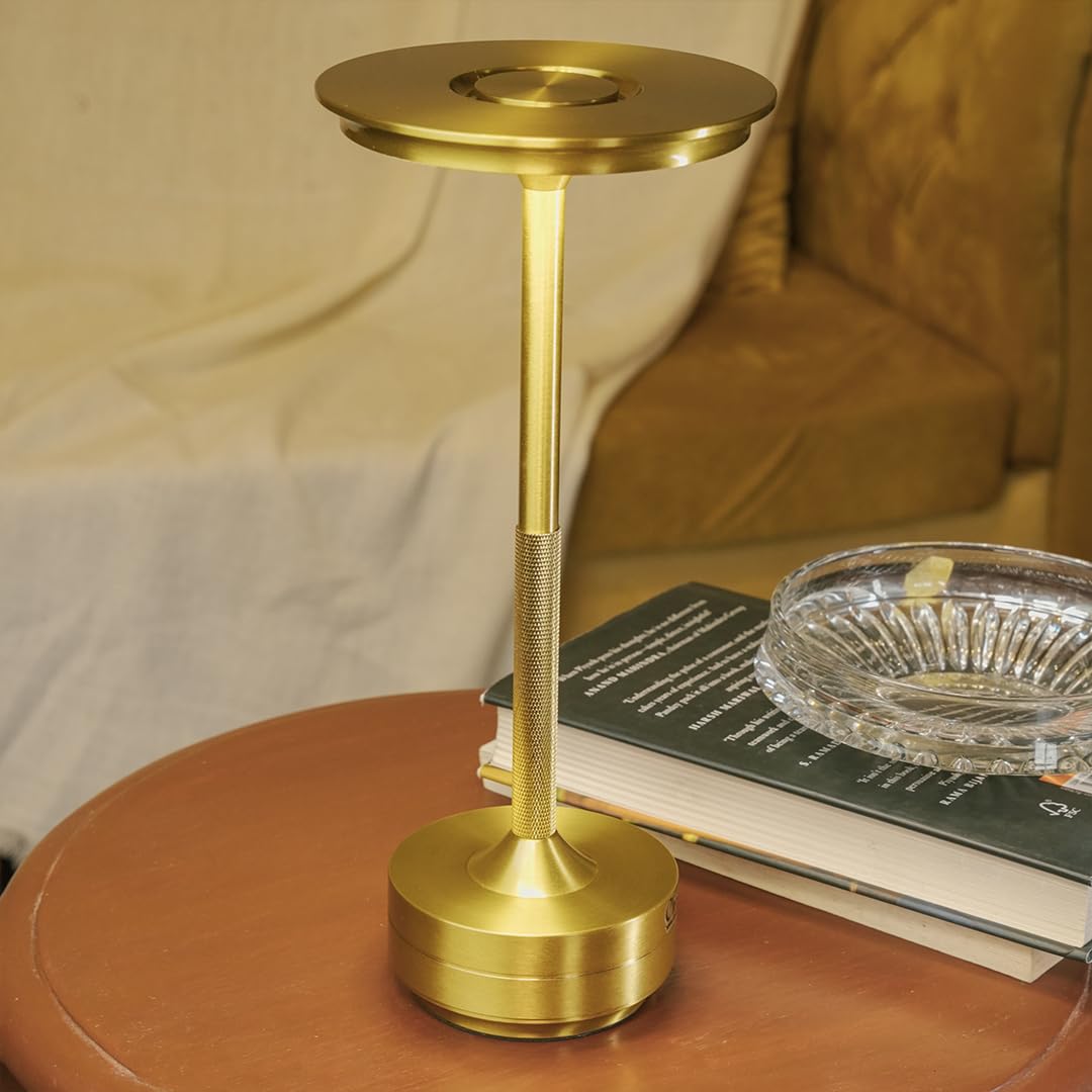 Metal Aureola Cordless LED Table Lamp (Gold)