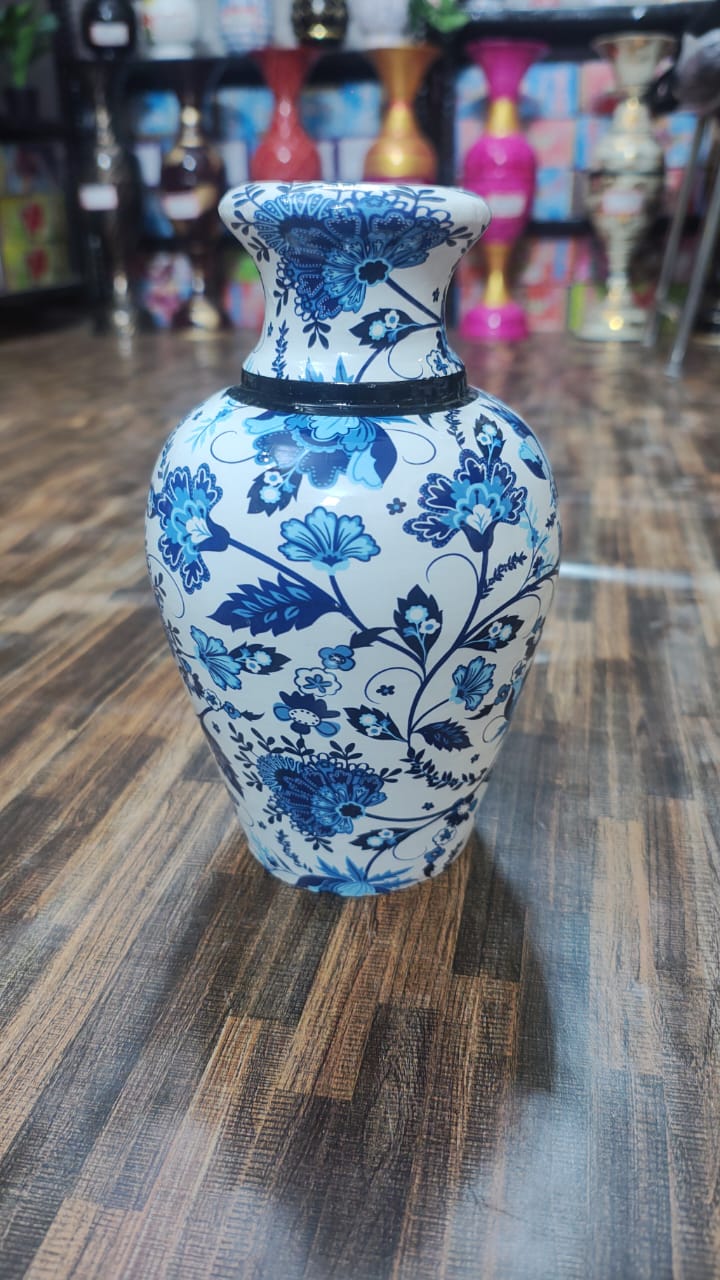Hodor Designs 9-Inch Blue and White Floral Ceramic Vase