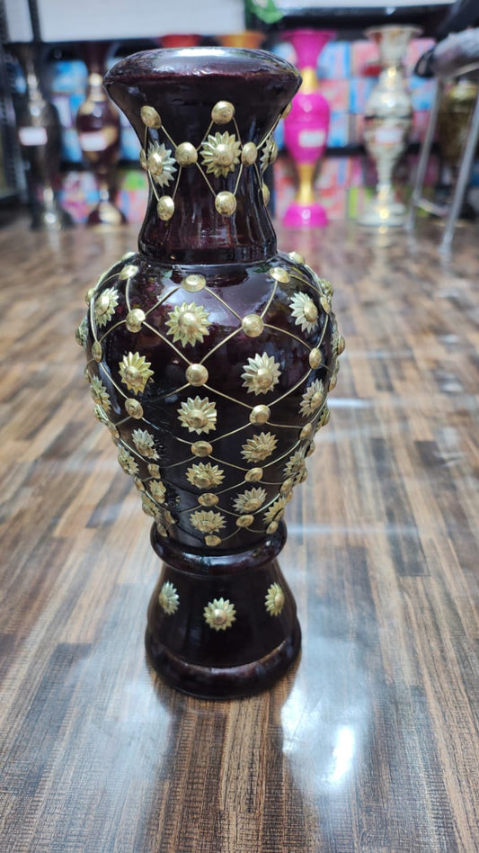 Hodor Designs 12-Inch Hourglass Wooden Vase with Brass Accent